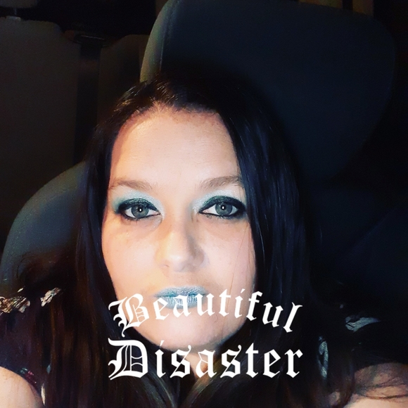 Meet your Posher, Shannon - Picture 1 of 1